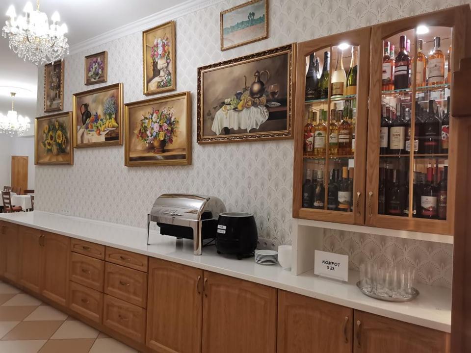 Zajazd Pod Jesionami Nisko Buitenkant foto